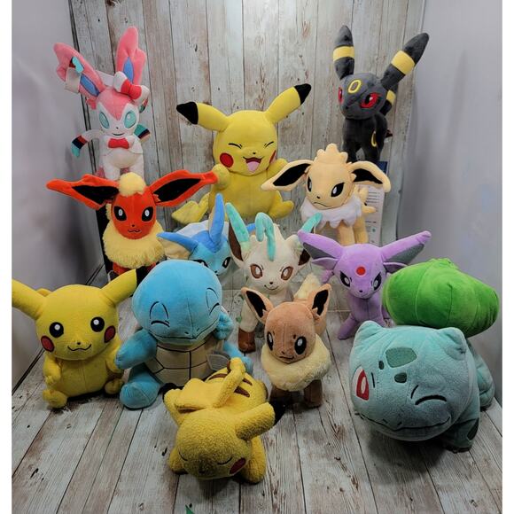 Vintage Pokemon stuffed toy Set Of 13 Plush Eevee Pikachu Umbreon & More